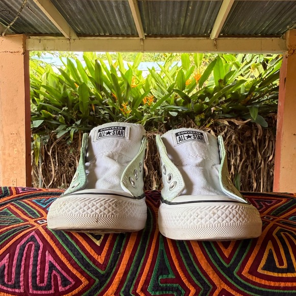 Converse Chuck Taylor All Star Madison Low White Sneakers Size Womens 7 557971F - Picture 2 of 7